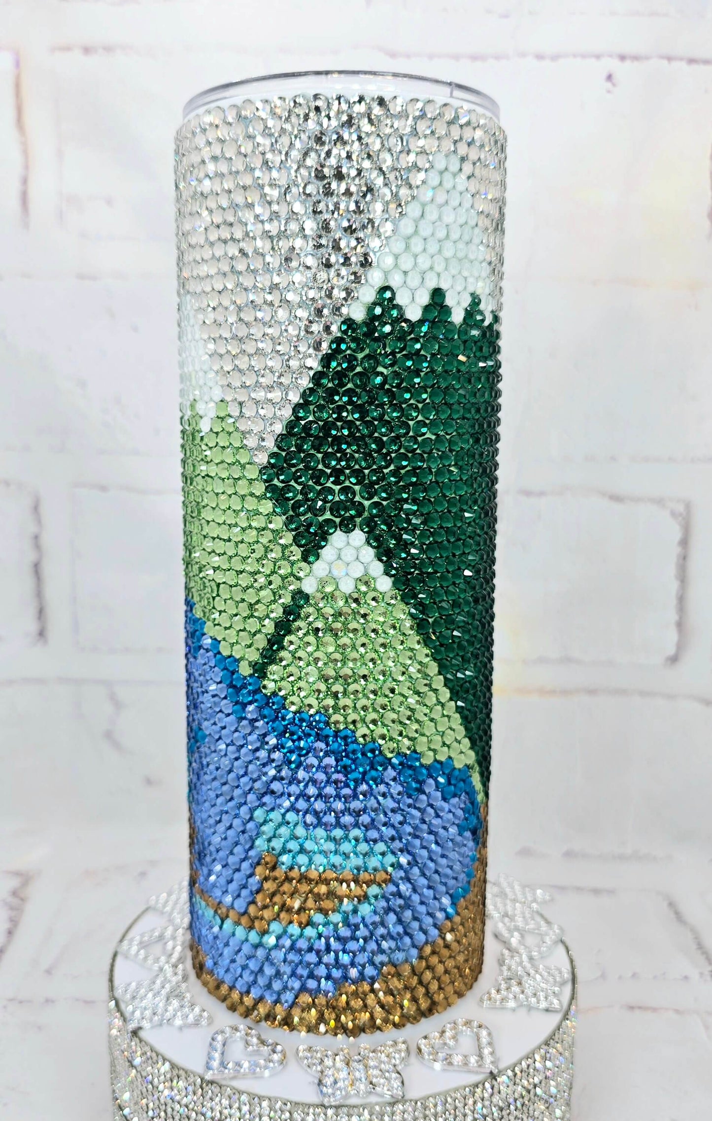 1046 Betty The Brontosaurus  20oz Rhinestone Tumble