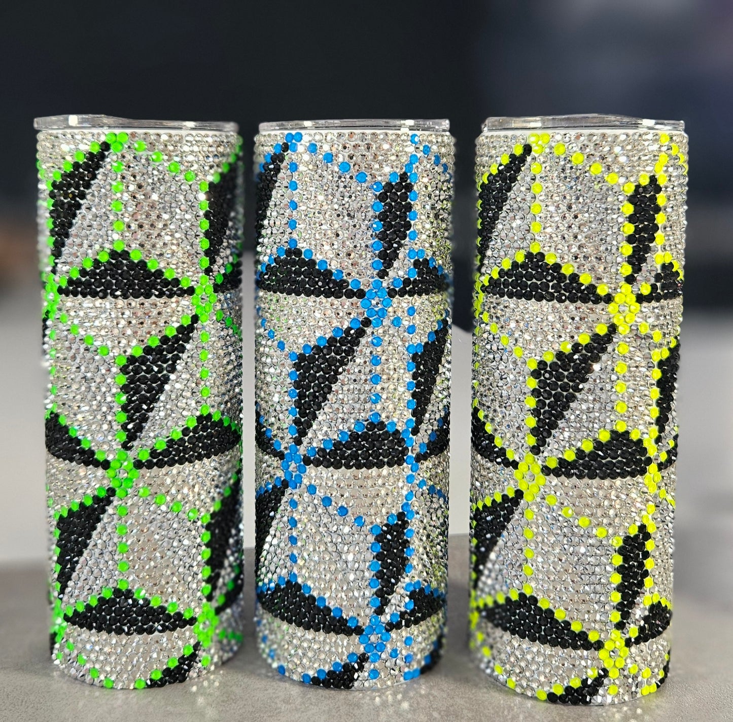 1055 Neon Green Arrows 20oz Rhinestone Tumbler